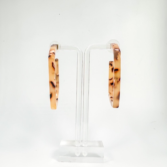 JCREW Jewelry - Light Tortoise Pattern, Acetate Hoop Earrings- Lightly Worn - Picture 3 of 5